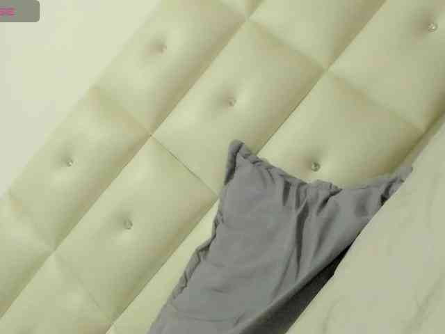 Lexxiiross webcam
