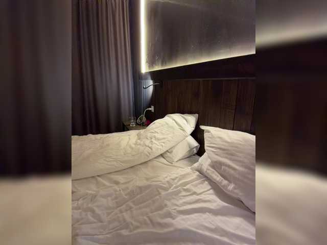 Tuda--Suda live cam on BongaCams