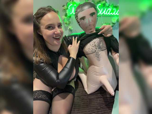 Tuda--Suda's BongaCams show and profile