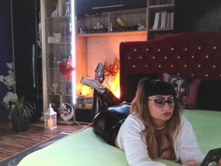 CandyBigbooty Porn Show