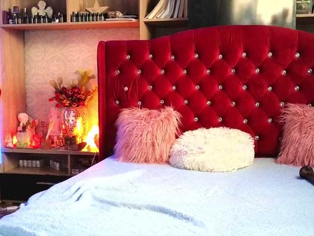 CandyBigbooty live cam on BongaCams