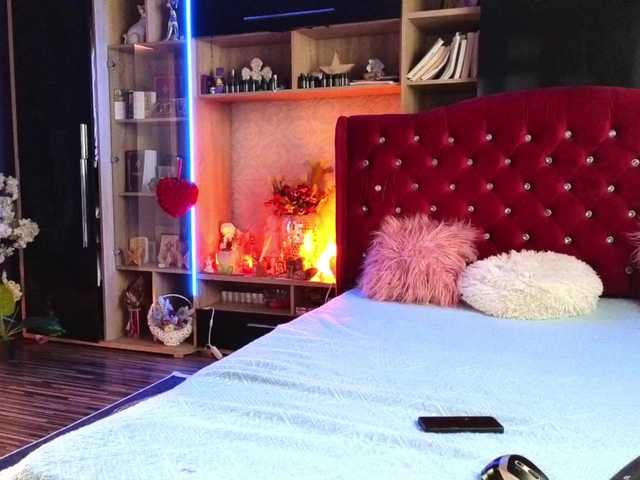 CandyBigbooty live cam on BongaCams