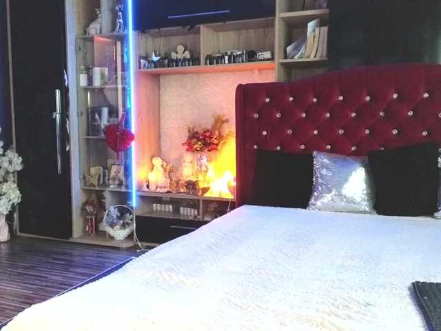 CandyBigbooty live cam on BongaCams