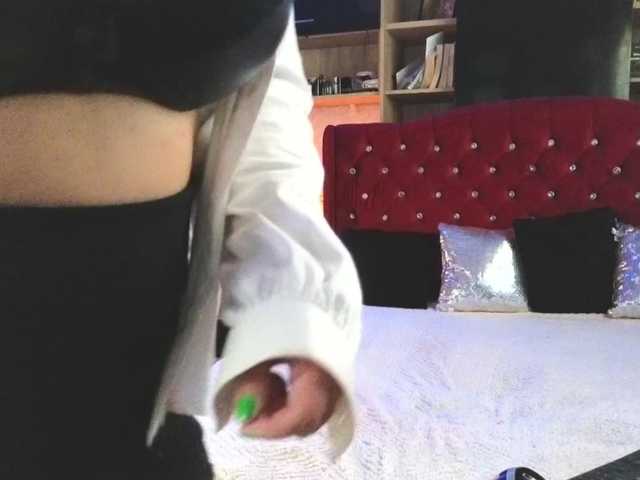 CandyBigbooty live cam on BongaCams