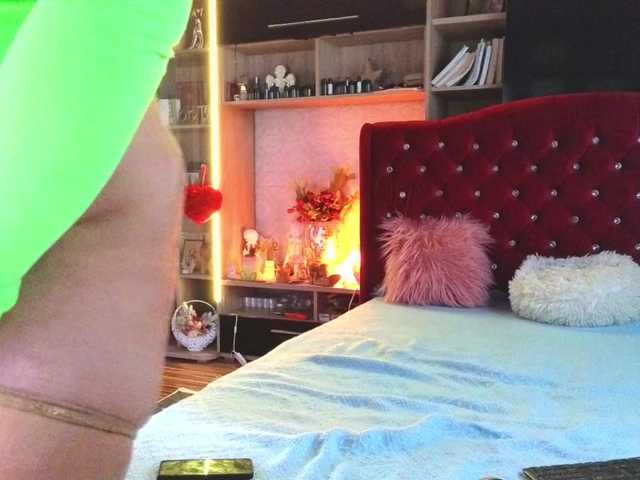 CandyBigbooty live cam on BongaCams