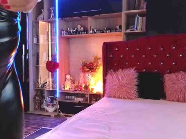candybigbooty's live room