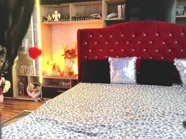 CandyBigbooty CandyBigbooty