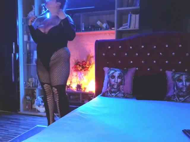 CandyBigbooty CandyBigbooty