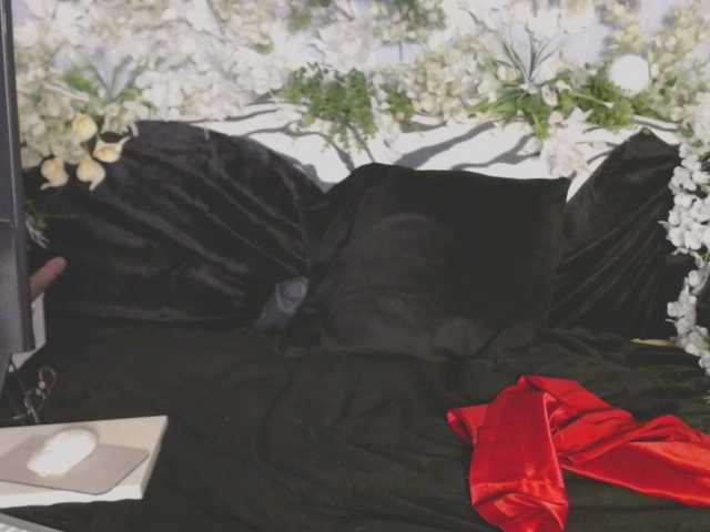 le modèle viter_ est en webcam porno dans un show sur le site bongacams, il possède les tags suivants: White/Caucasian,Blonde,Shaved