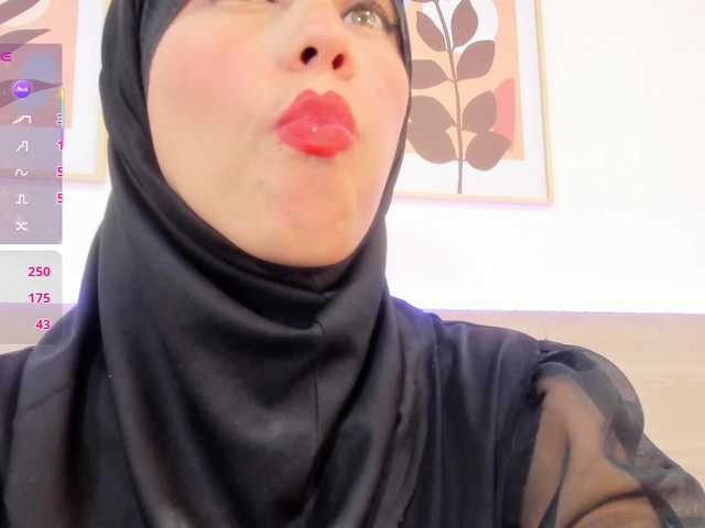 kalaa- live webcam show