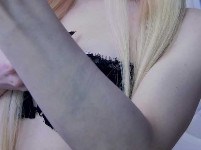 my--Polina live cam on BongaCams