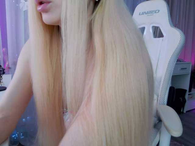 my--Polina live cam on BongaCams