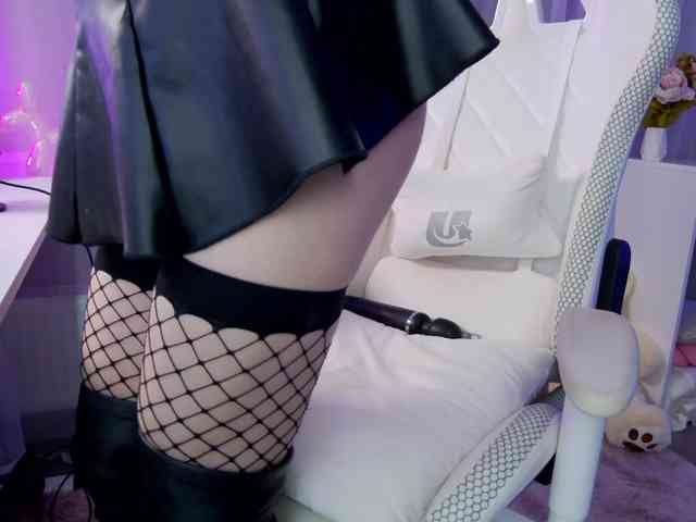 WhyBaby_ webcam