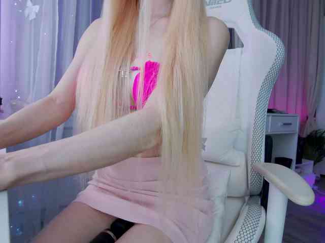 WhyBaby_ webcam