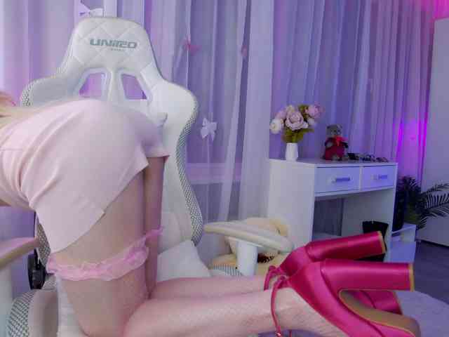 WhyBaby_ webcam