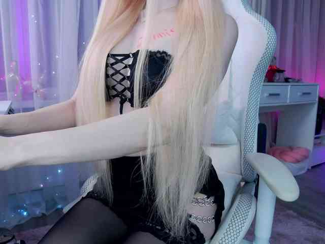 WhyBaby_ webcam