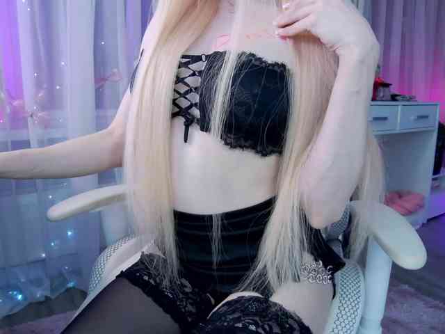 WhyBaby_ webcam