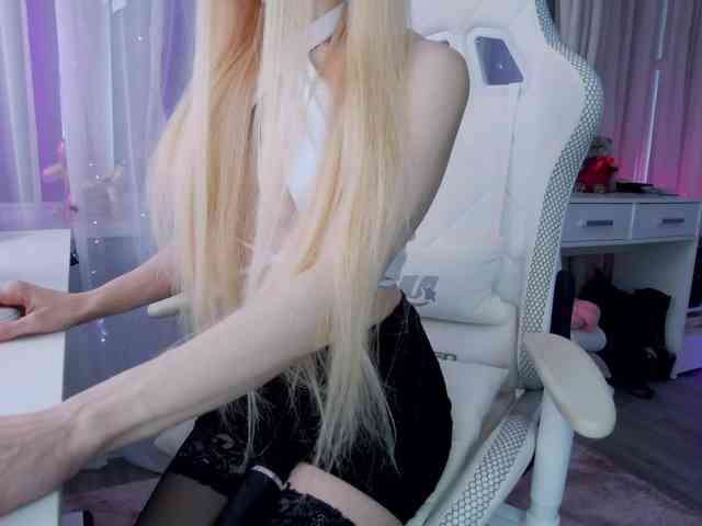 WhyBaby_ webcam