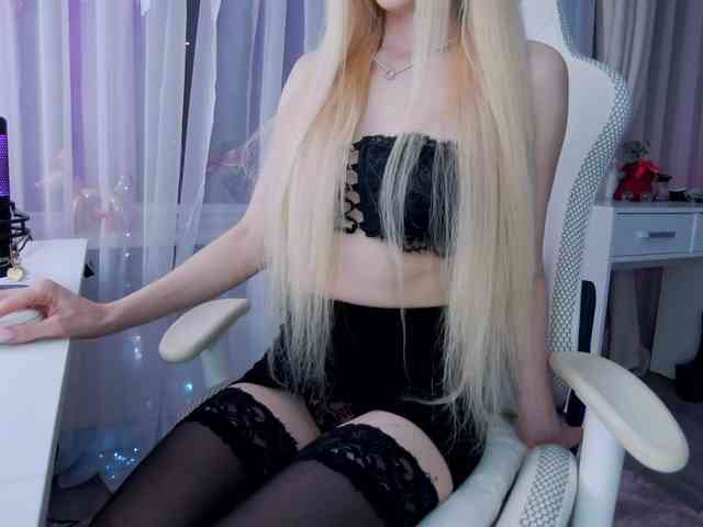 WhyBaby_ webcam