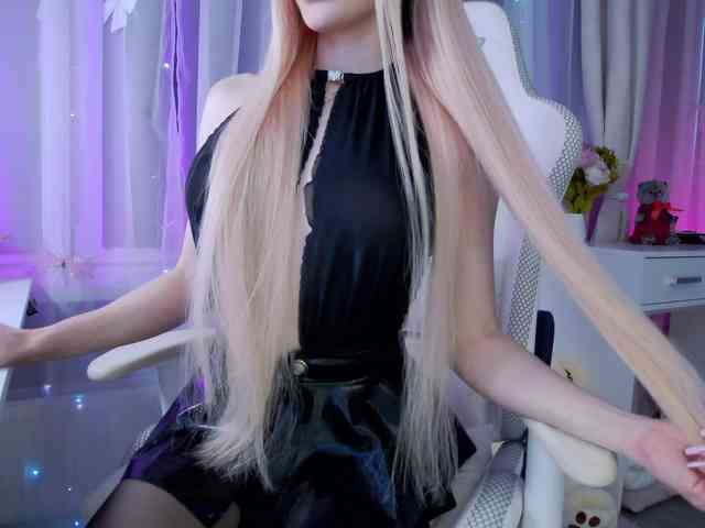 WhyBaby_ webcam