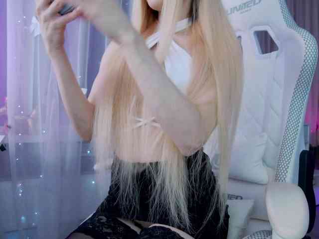 WhyBaby_ webcam