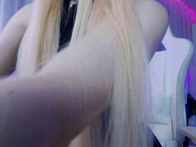 WhyBaby_ webcam