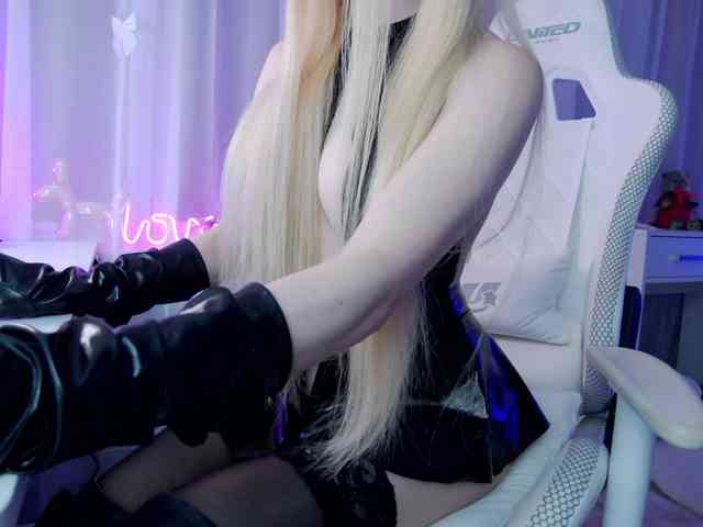 WhyBaby_ webcam