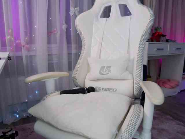WhyBaby_ webcam
