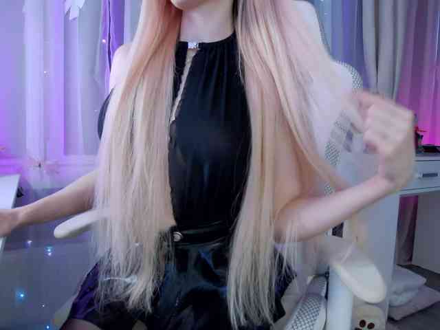 WhyBaby_ webcam