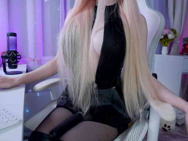 WhyBaby_ webcam
