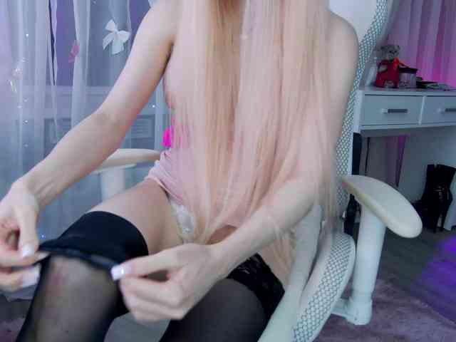 WhyBaby_ webcam