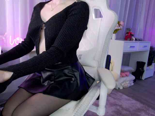 WhyBaby_ webcam