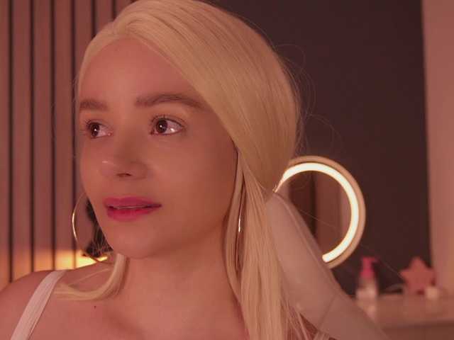 bella-adams live sex