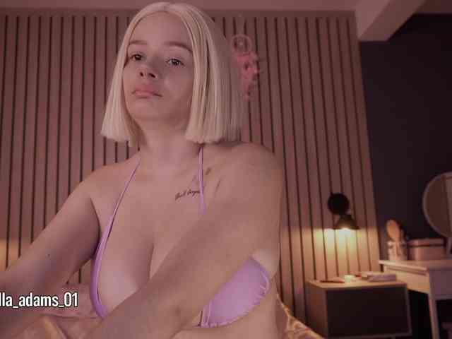 bella-adams Live Webcam on BongaCams