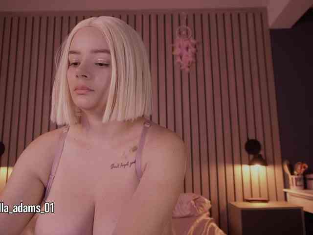 bella-adams webcam
