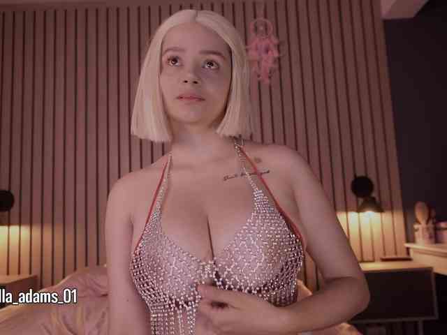 bella-adams webcam