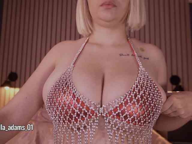 bella-adams webcam