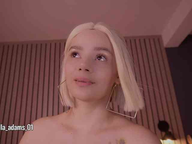 bella-adams webcam