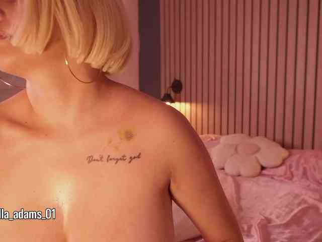 bella-adams webcam