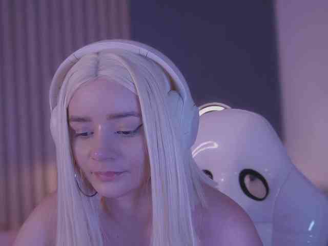 bella-adams webcam