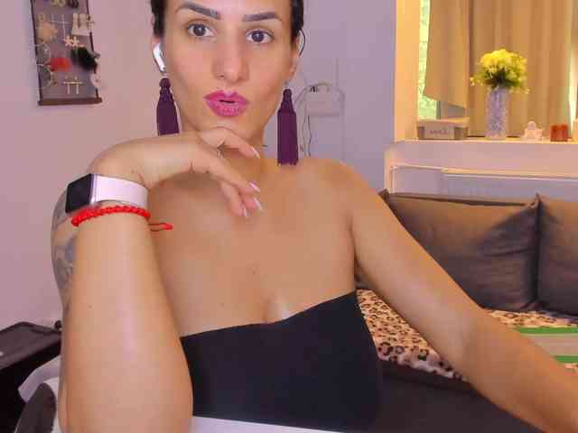 Milfchelle webcam