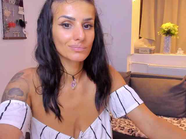 Milfchelle webcam