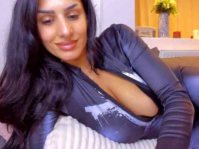 Milfchelle webcam