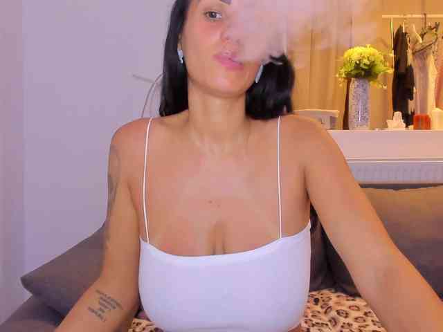 Milfchelle webcam