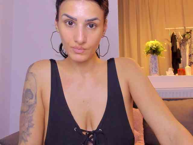 Milfchelle webcam