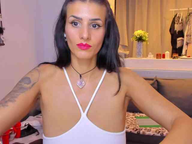 Milfchelle webcam