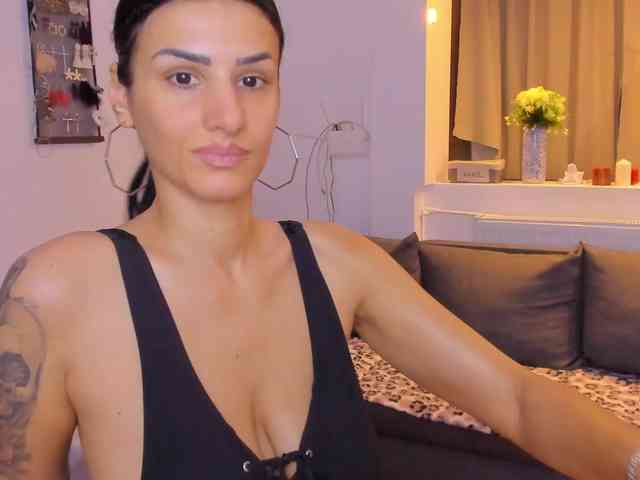 Milfchelle webcam