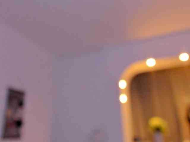 Milfchelle webcam