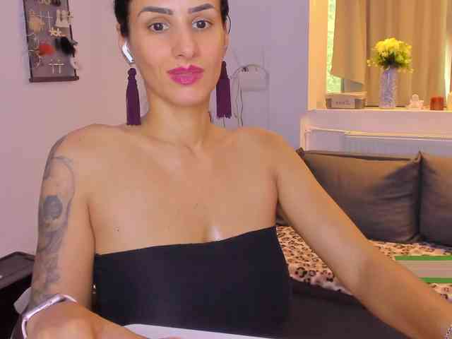 Milfchelle webcam