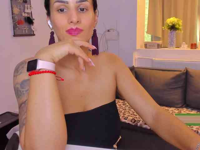 Milfchelle webcam